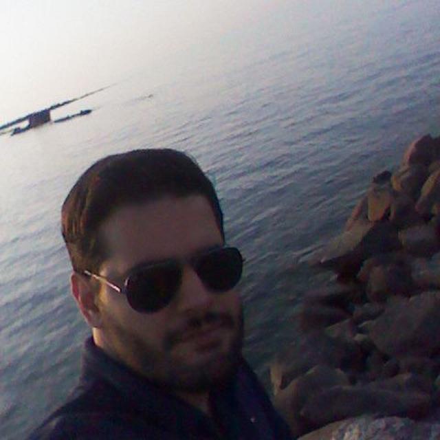 پوریا شادمهر