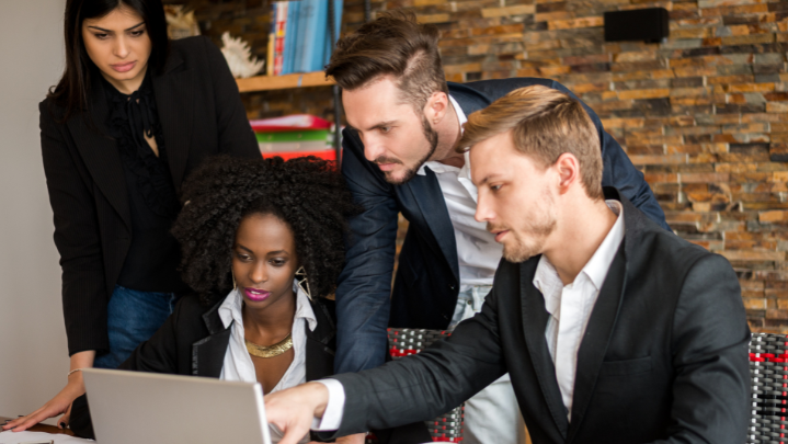 Comparing CRM-enabled agencies and traditional agencies