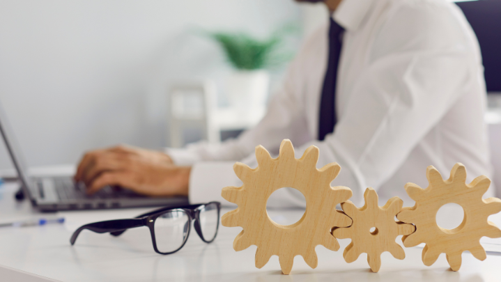 The process of selecting and implementing an organizational package